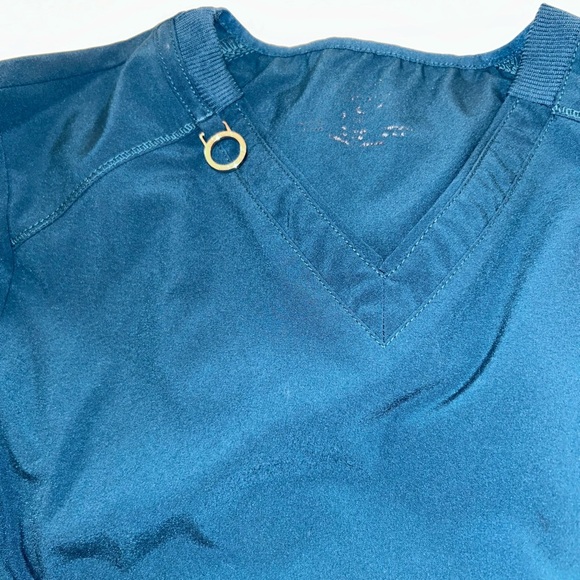 Cherokee Infinity Caribbean Blue Teal Scrub Set - Picture 4 of 4